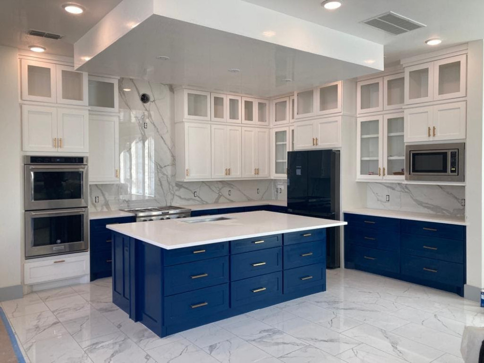 Custom Kitchen - Blue Shakers