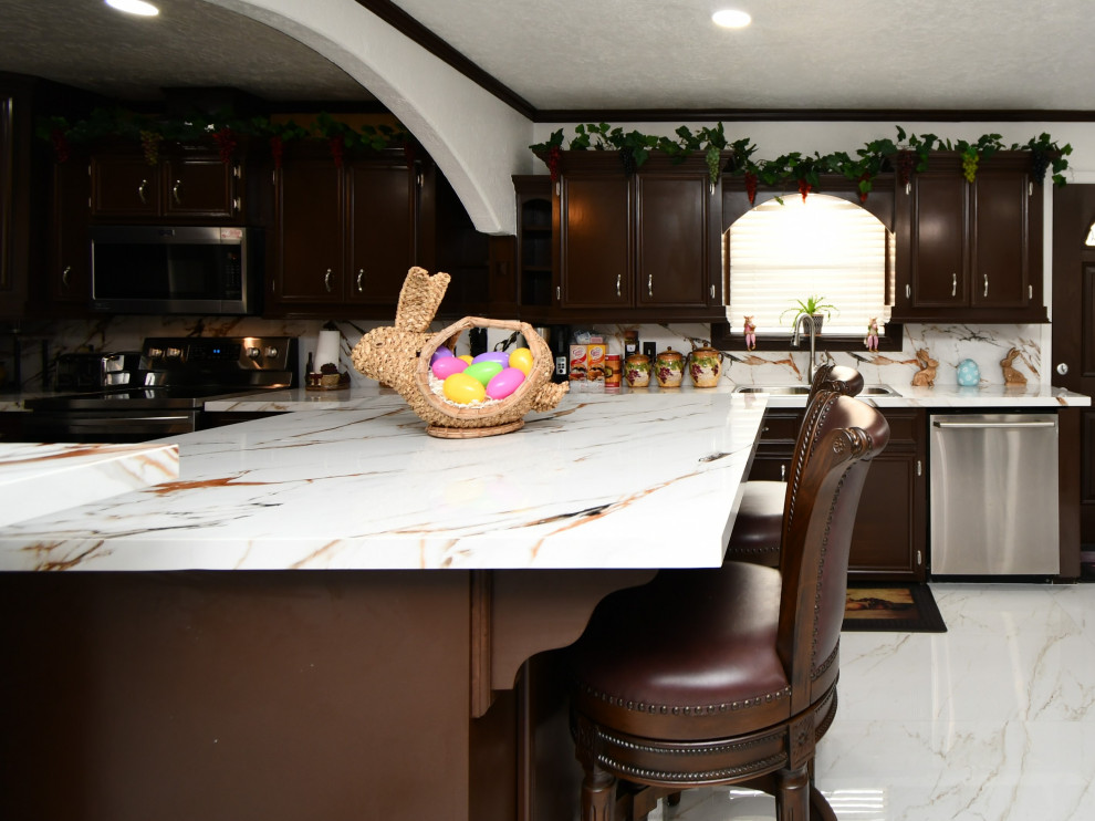 Extraordinary Traditional Kitchen