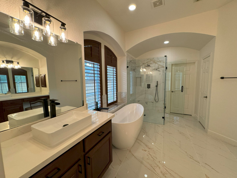 Transitional Master Bath & Kitchen Remodel